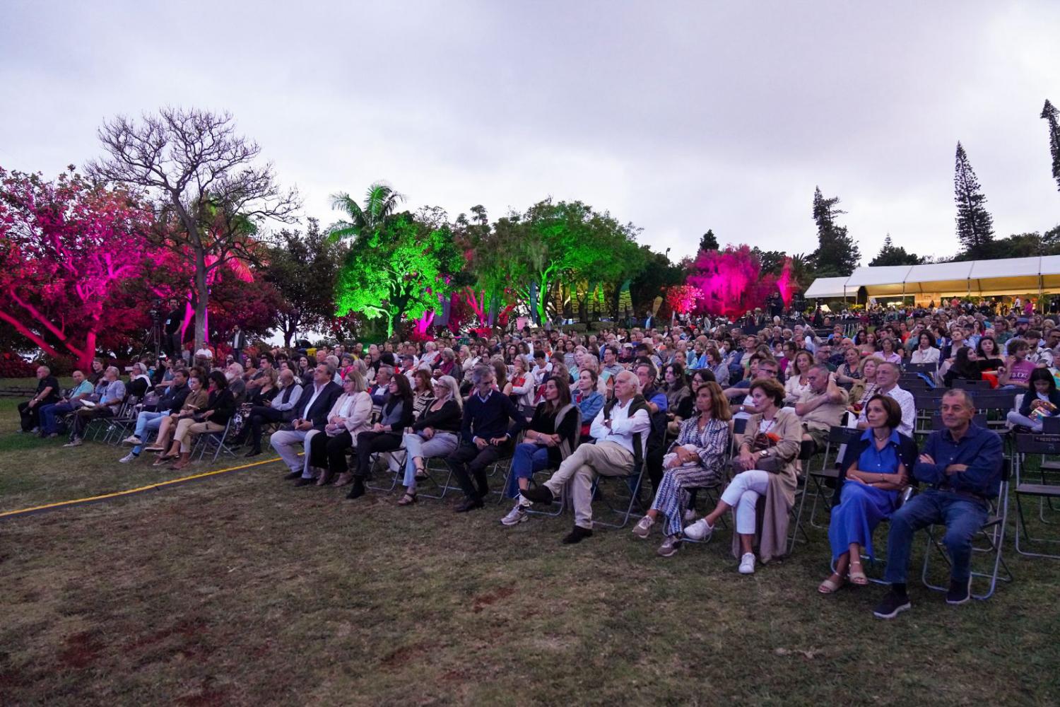 Madeira Jazz Collective e Vijay Iyer Trio sobem hoje ao palco do Funchal Jazz