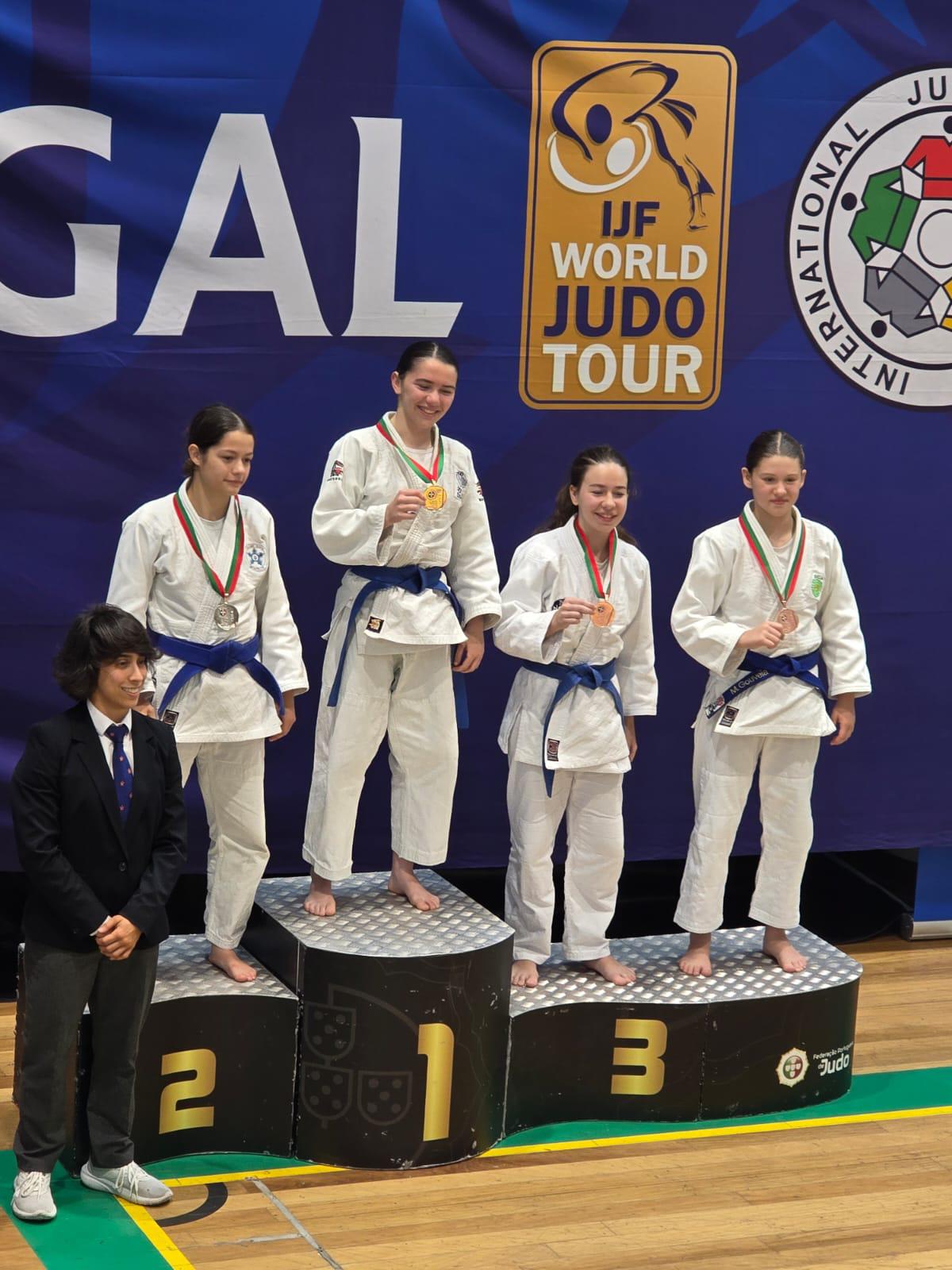 Judo madeirense conquista títulos e pódios no Nacional de juvenis em Rio Maior