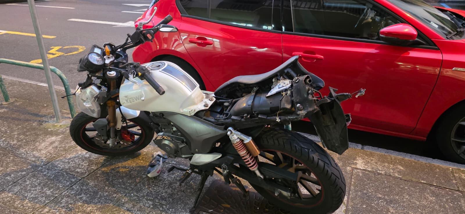 Estado em que ficou a motorizada.