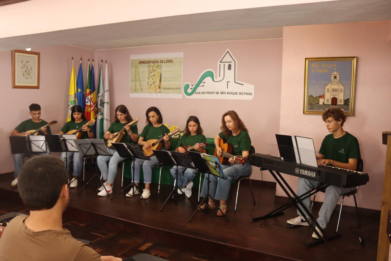 Apresentado livro ‘Entre Frases e Selos’, de Lizette Carôto