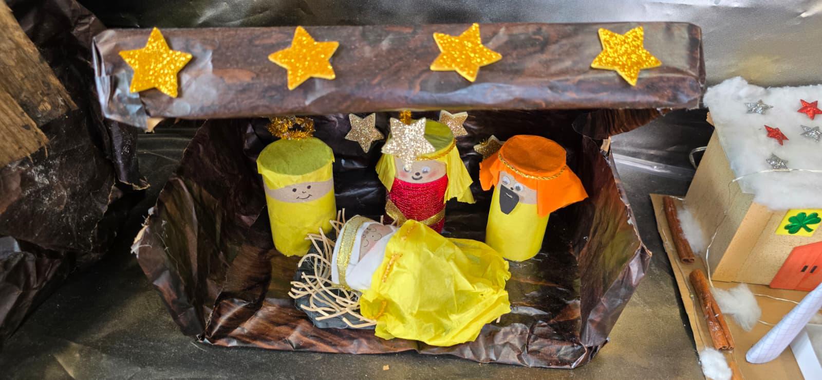 Escola da Lourencinha promove presépios com materiais recicláveis