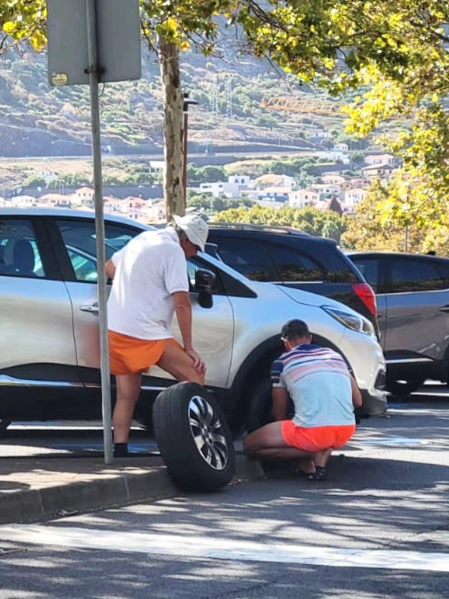 Altura em que fazia a troca do pneu.