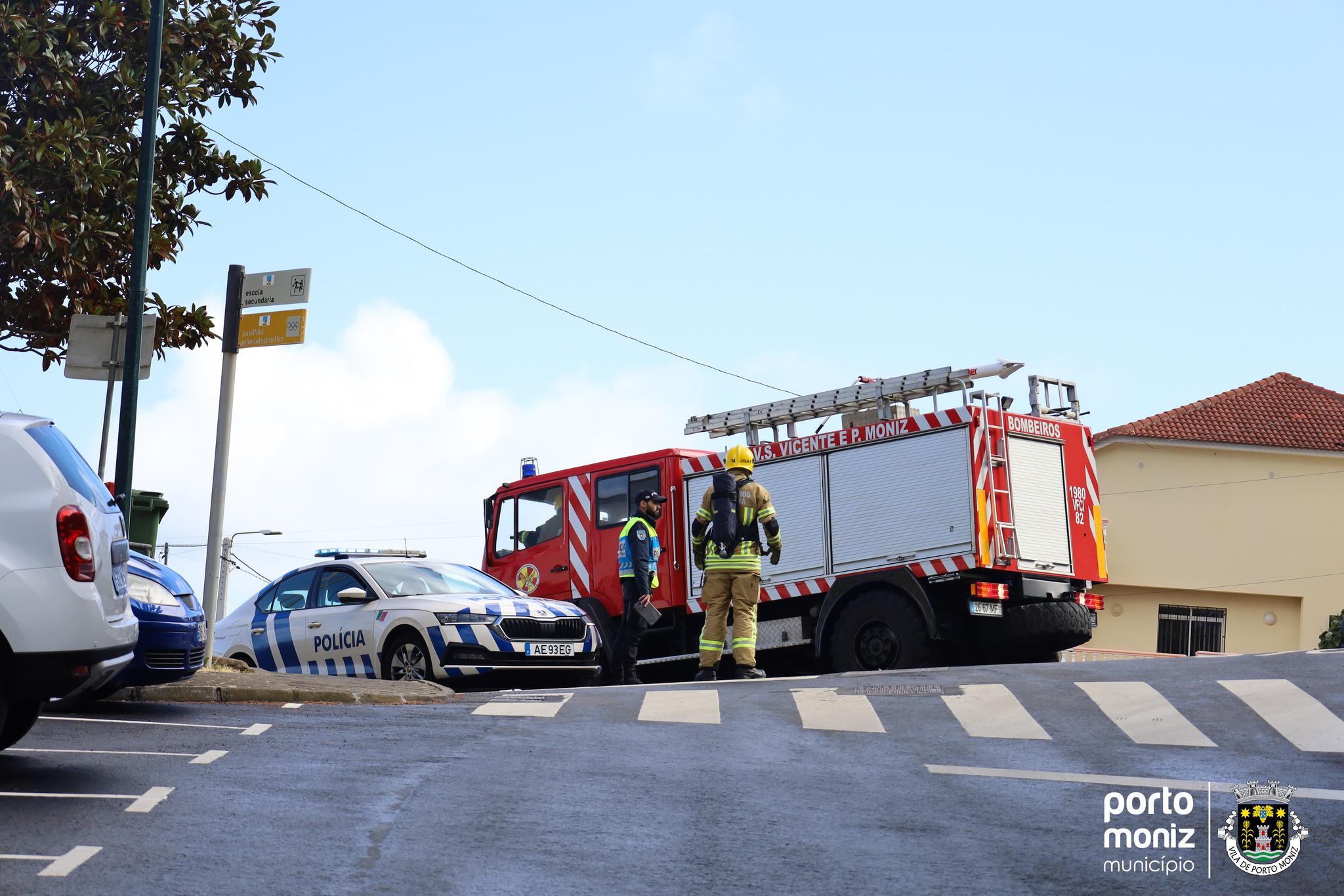 Simulacro de incêndio reforça cultura de segurança na Escola do Porto Moniz