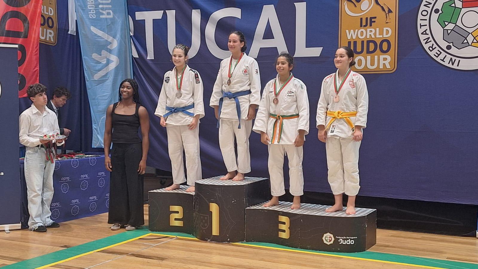Judo madeirense conquista títulos e pódios no Nacional de juvenis em Rio Maior