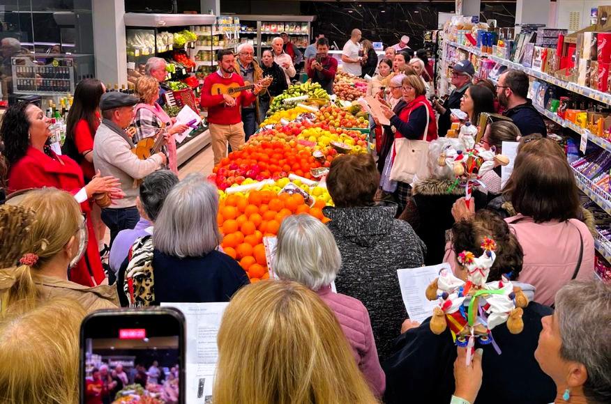 Imaculado junta populares para manter tradição do ‘Varrer dos Armários’