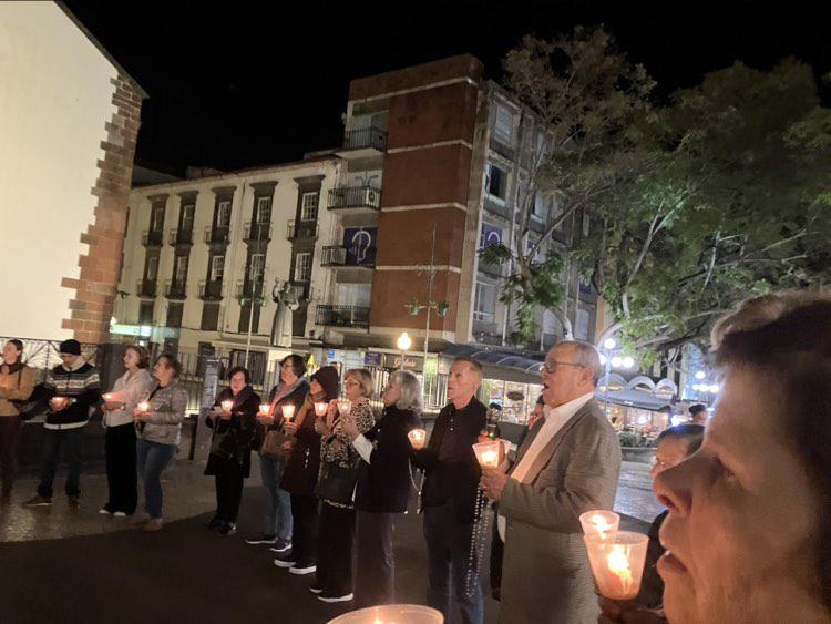 Esperança marcou vigília de oração pelo Papa junto à Sé do Funchal