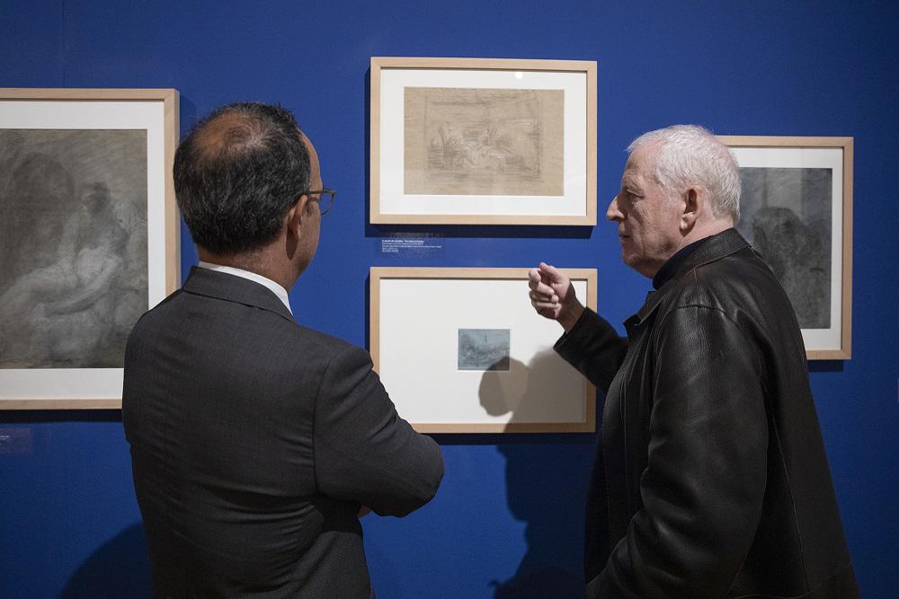 Ministro da Cultura visitou exposição com obras de Teresa Gonçalves Lobo no Porto