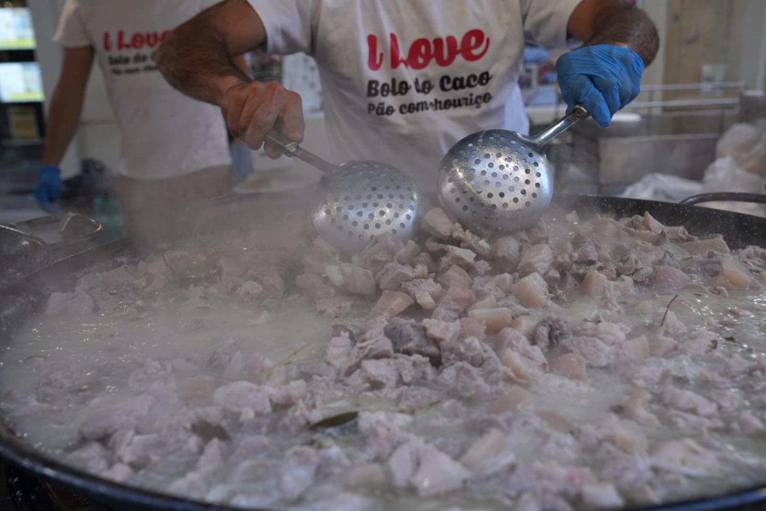 Ruas do Funchal já vibram no arranque da mais tradicional das festas madeirenses