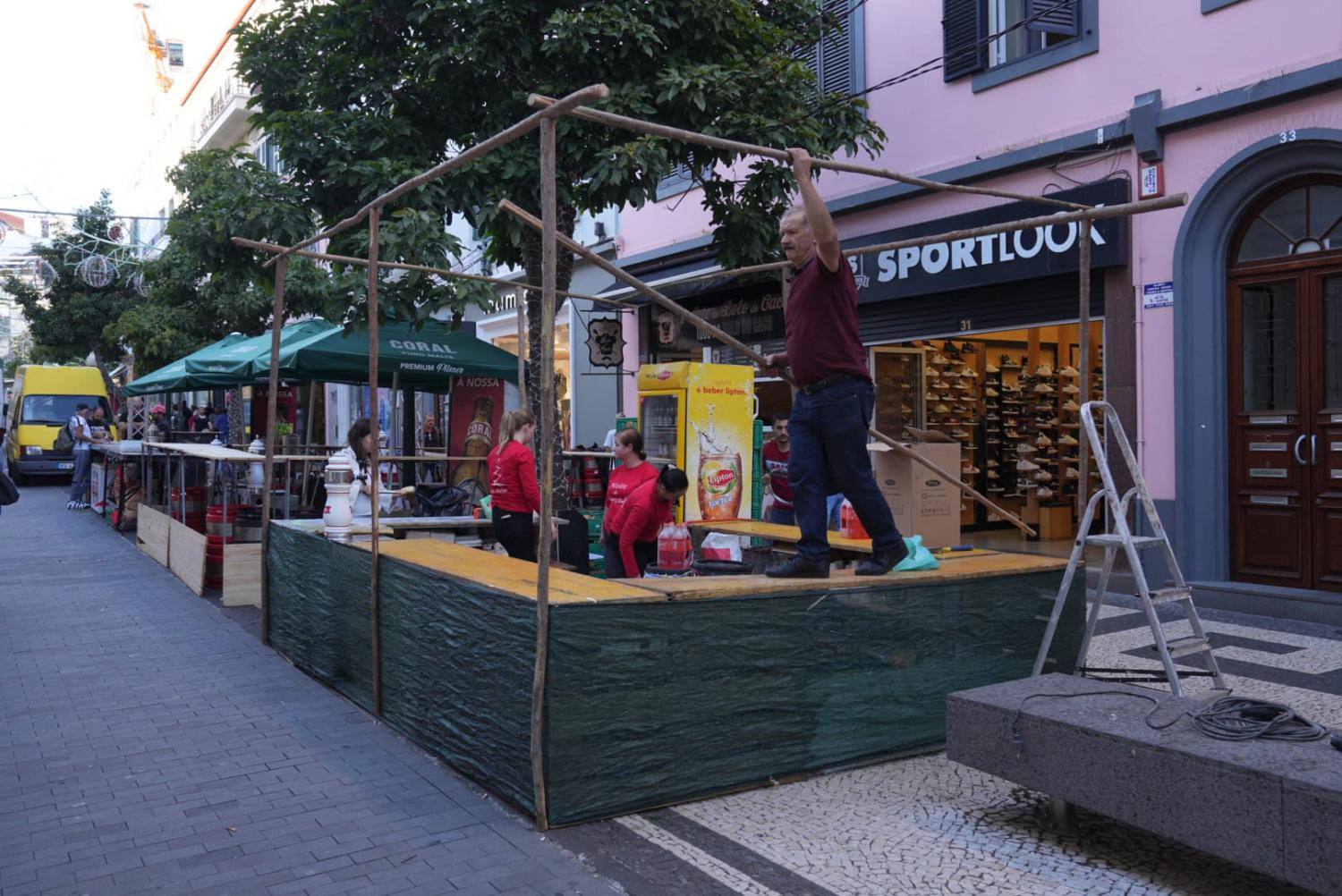 Ruas do Funchal já vibram no arranque da mais tradicional das festas madeirenses
