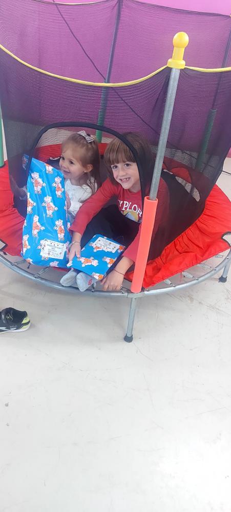 Cabazes e brinquedos deram cor ao Natal de famílias madeirenses