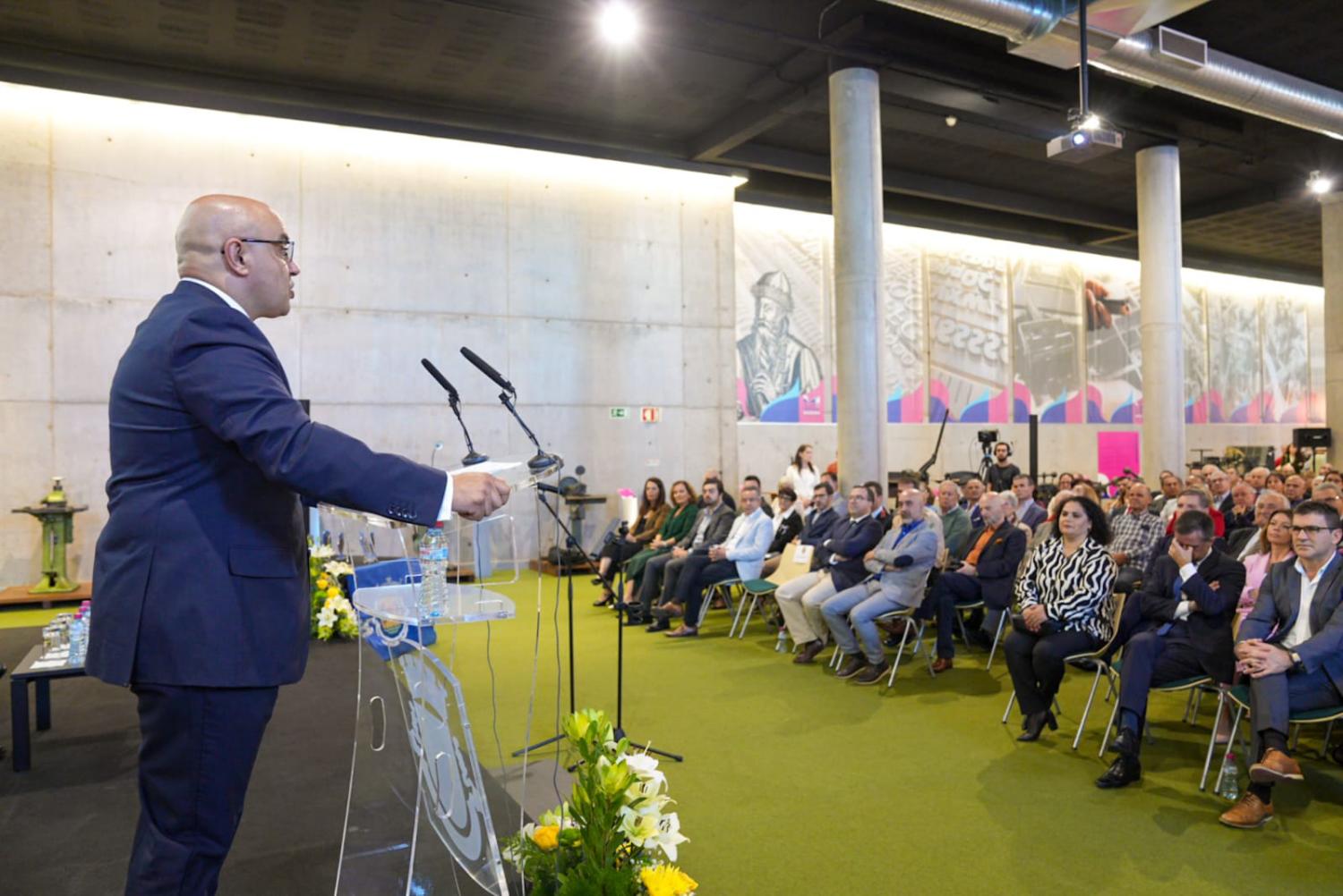 Celso Bettencourt: Reforço na segurança e ‘olho’ na habitação são metas para o futuro