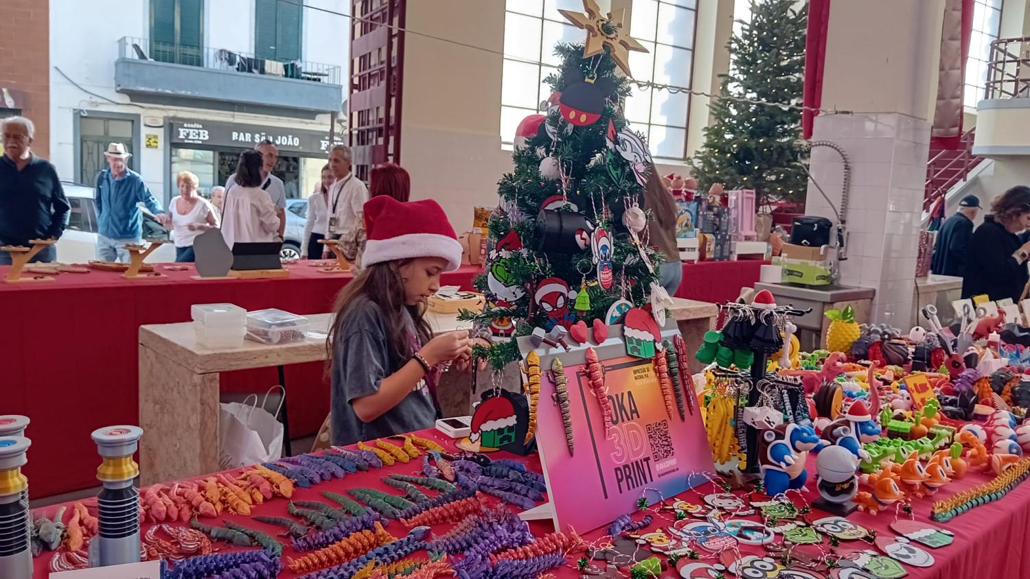 Feira de Natal atrai cada vez mais feirantes e visitantes (com fotos)