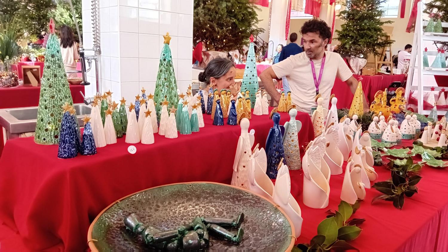 Feira de Natal atrai cada vez mais feirantes e visitantes (com fotos)