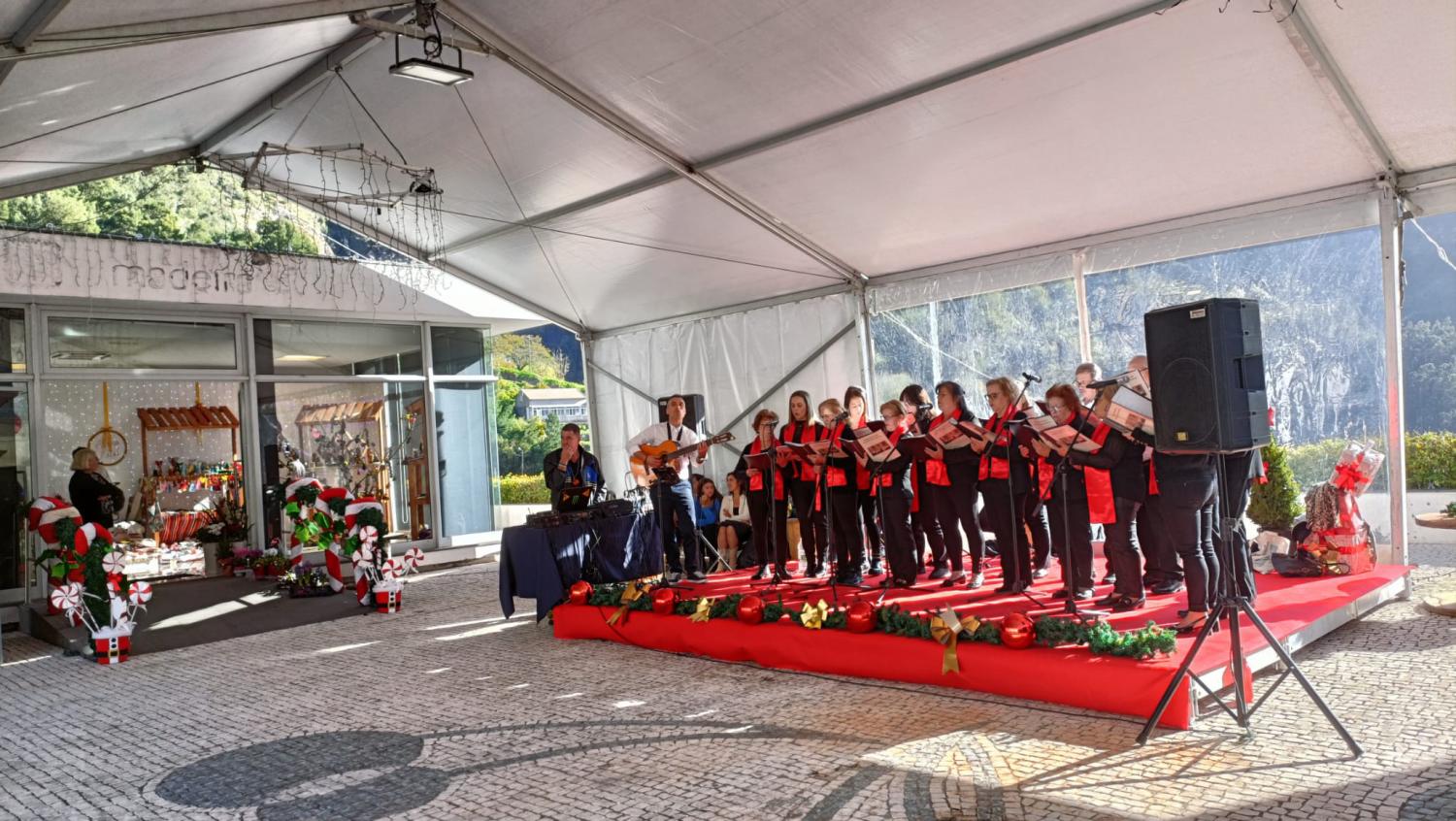 Natal contagia Curral das Freiras