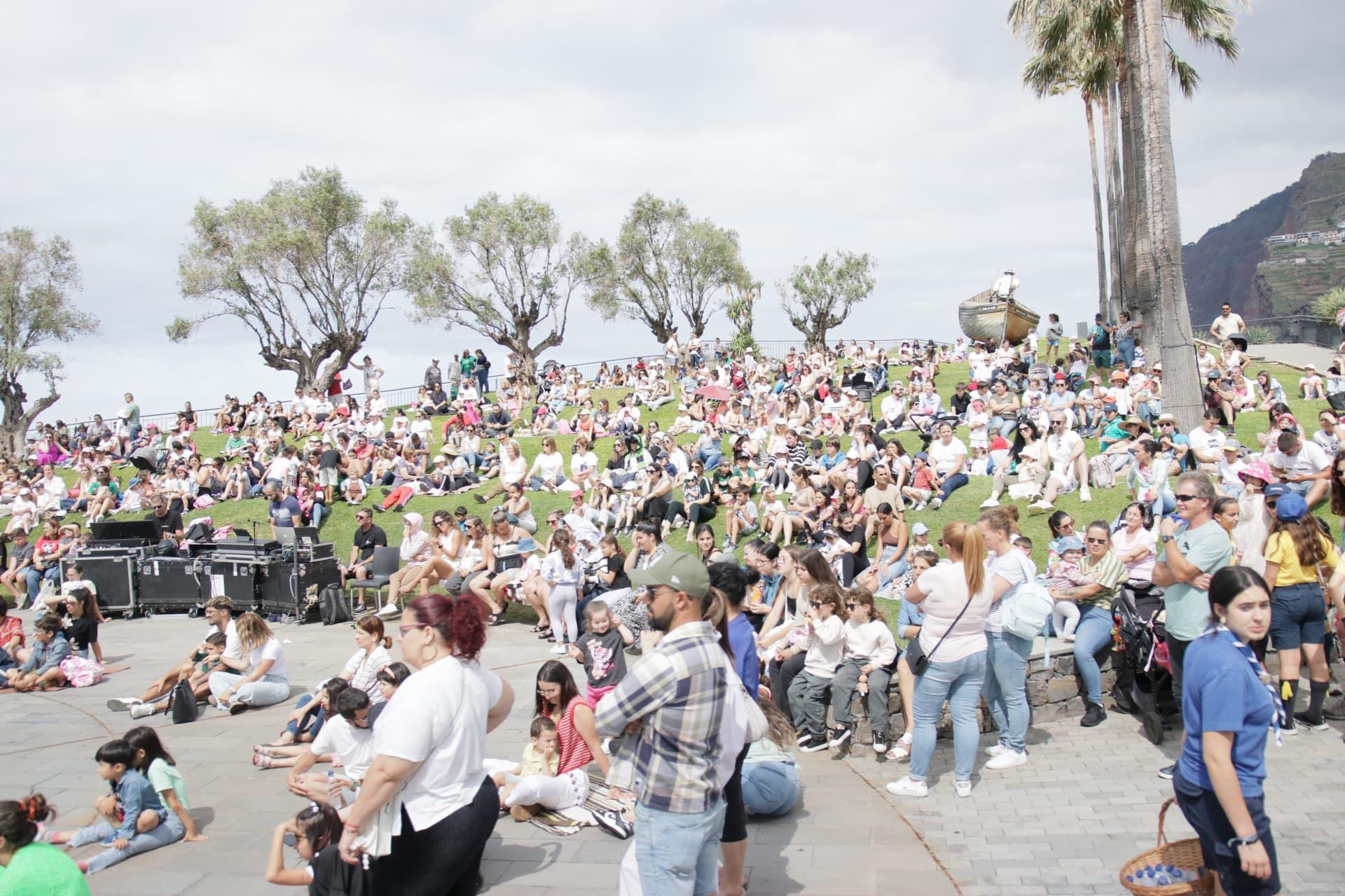 Nina Toc Toc incentivou a cuidar do planeta em Câmara de Lobos (com fotos)
