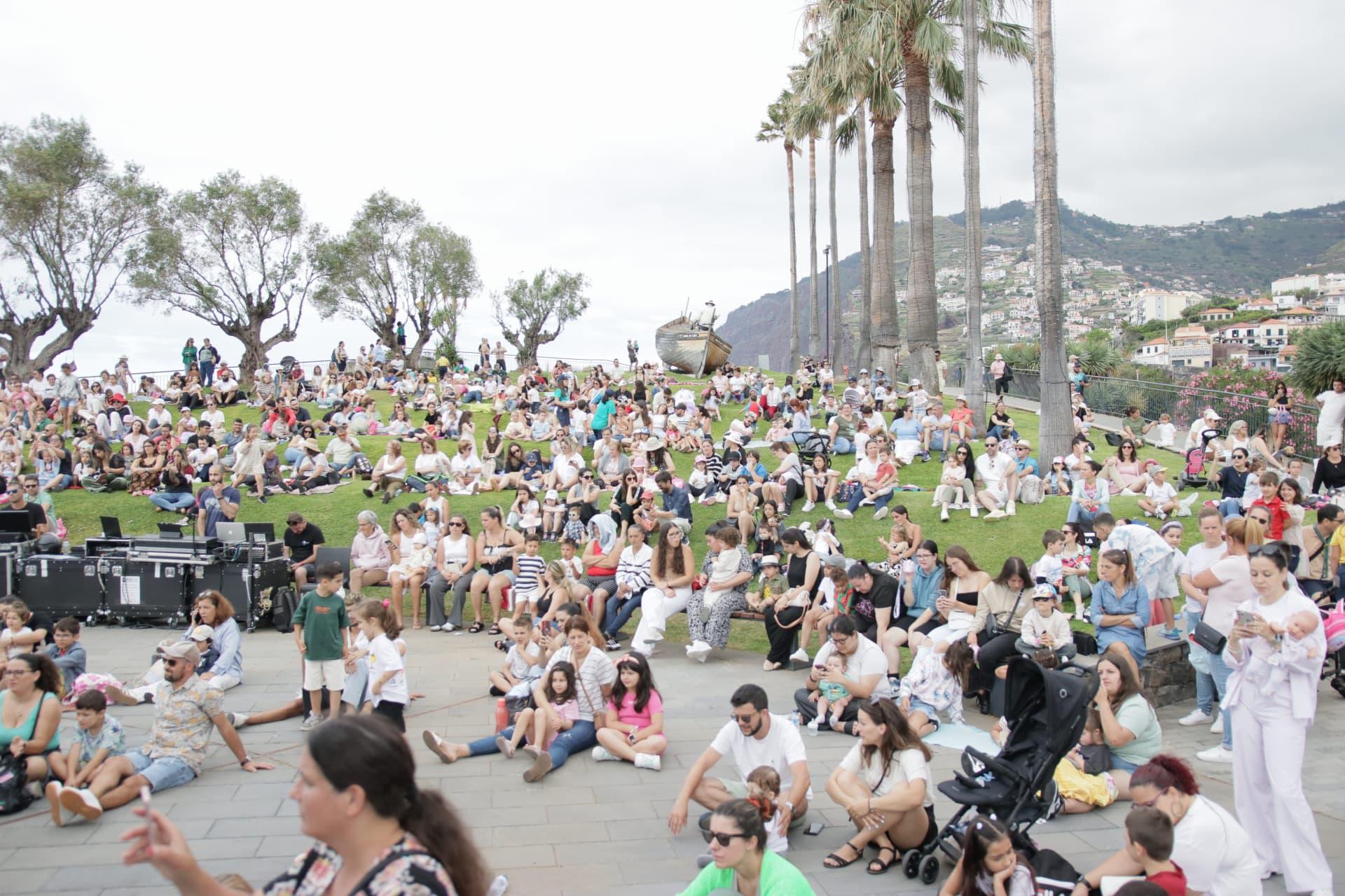 Nina Toc Toc incentivou a cuidar do planeta em Câmara de Lobos (com fotos)