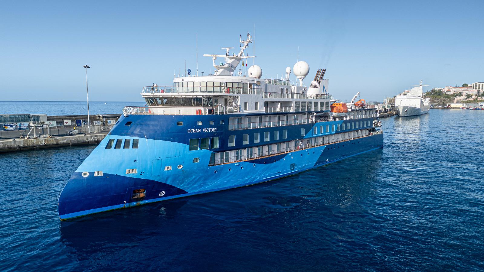 Navio expedicionário de luxo vai passar o verão em escala na Madeira.