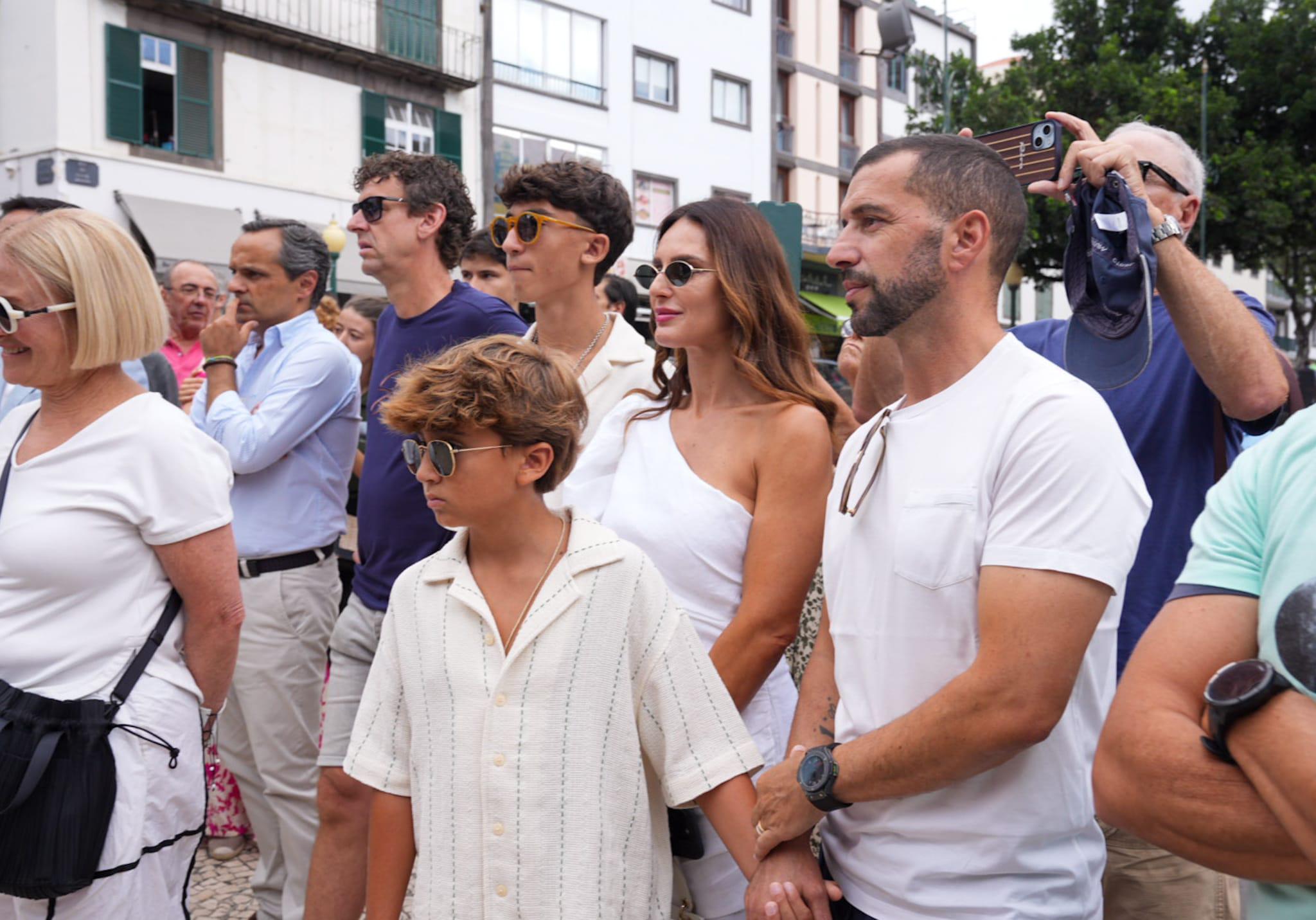 Garouta do Calhau: Mais de duas centenas participam no flash mob especial com Simão Sabrosa (com vídeo e fotos)