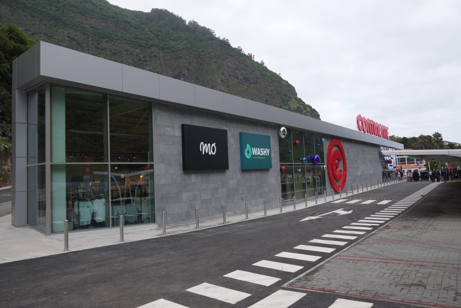 Inauguração do Continente de São Vicente com largas dezenas de pessoas a assistir (com fotos)