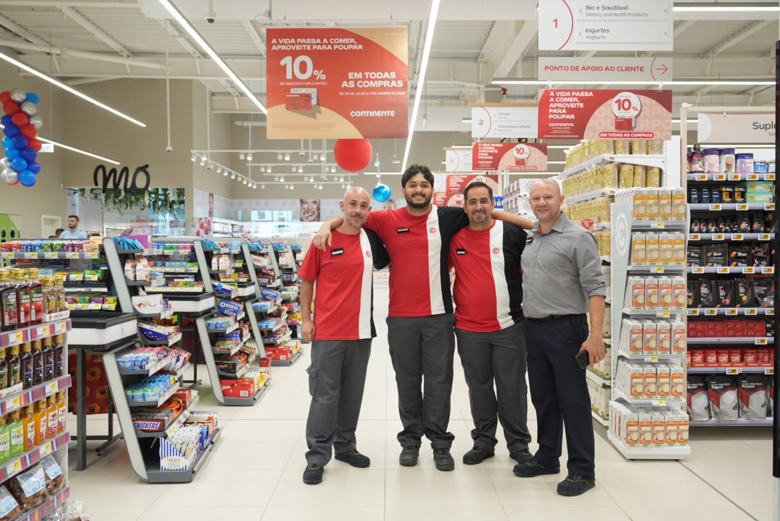 Inauguração do Continente de São Vicente com largas dezenas de pessoas a assistir (com fotos)