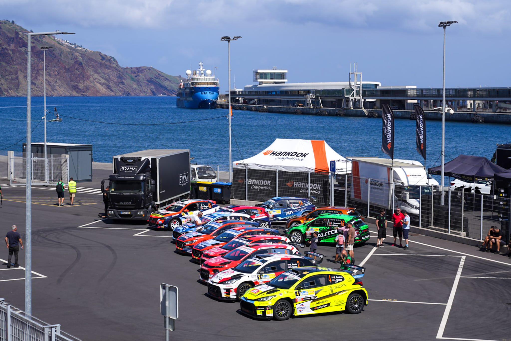 Verificações técnicas e administrativas atraem vários adeptos e curiosos (com fotos)