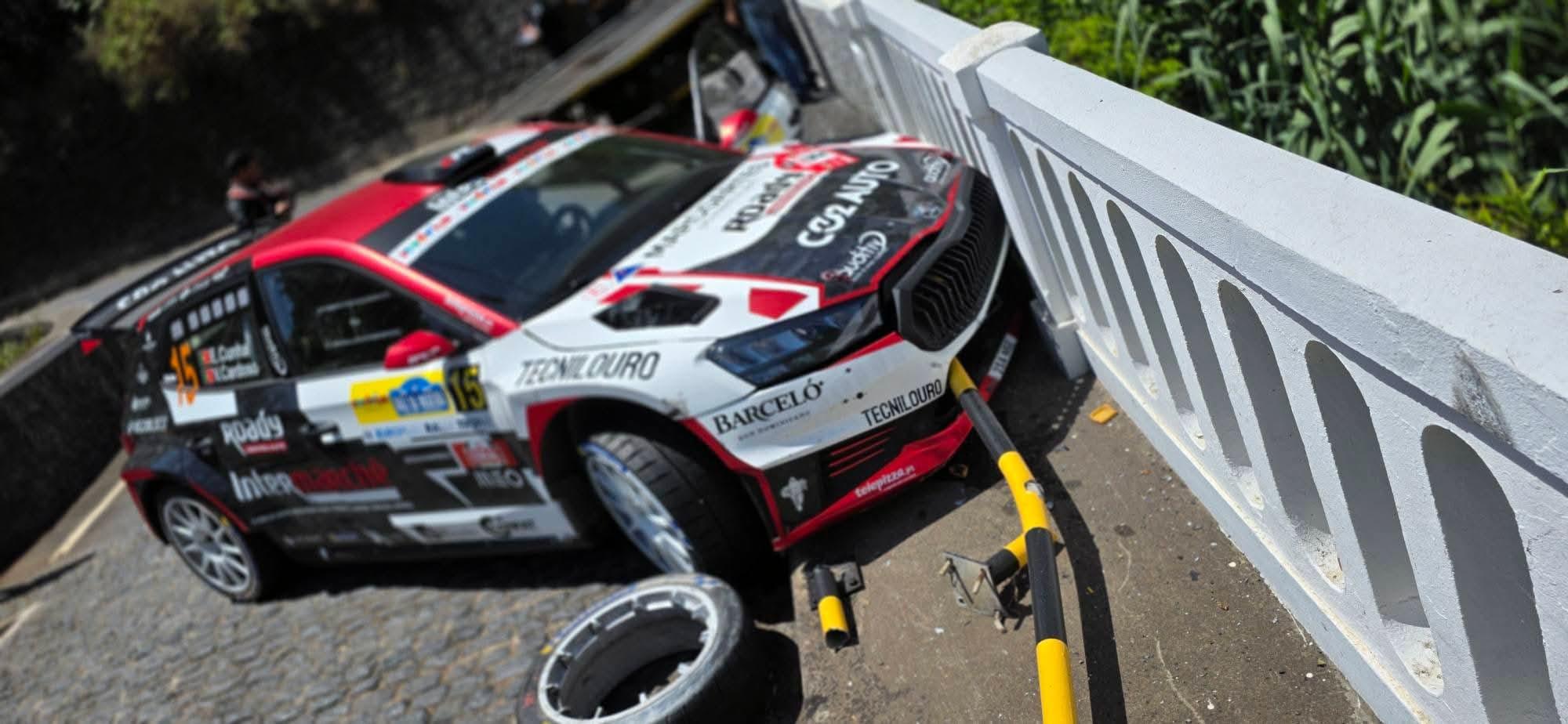 Rali da Madeira: Prova interrompida na Ponta do Sol devido a acidente, pilotos seguem em troço alternativo (com fotos)