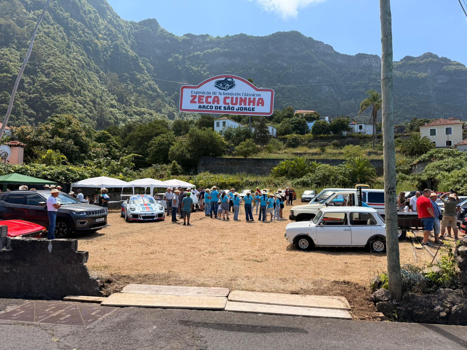 Clássicos atraem aficionados ao Arco de São Jorge em homenagem a Zeca Cunha