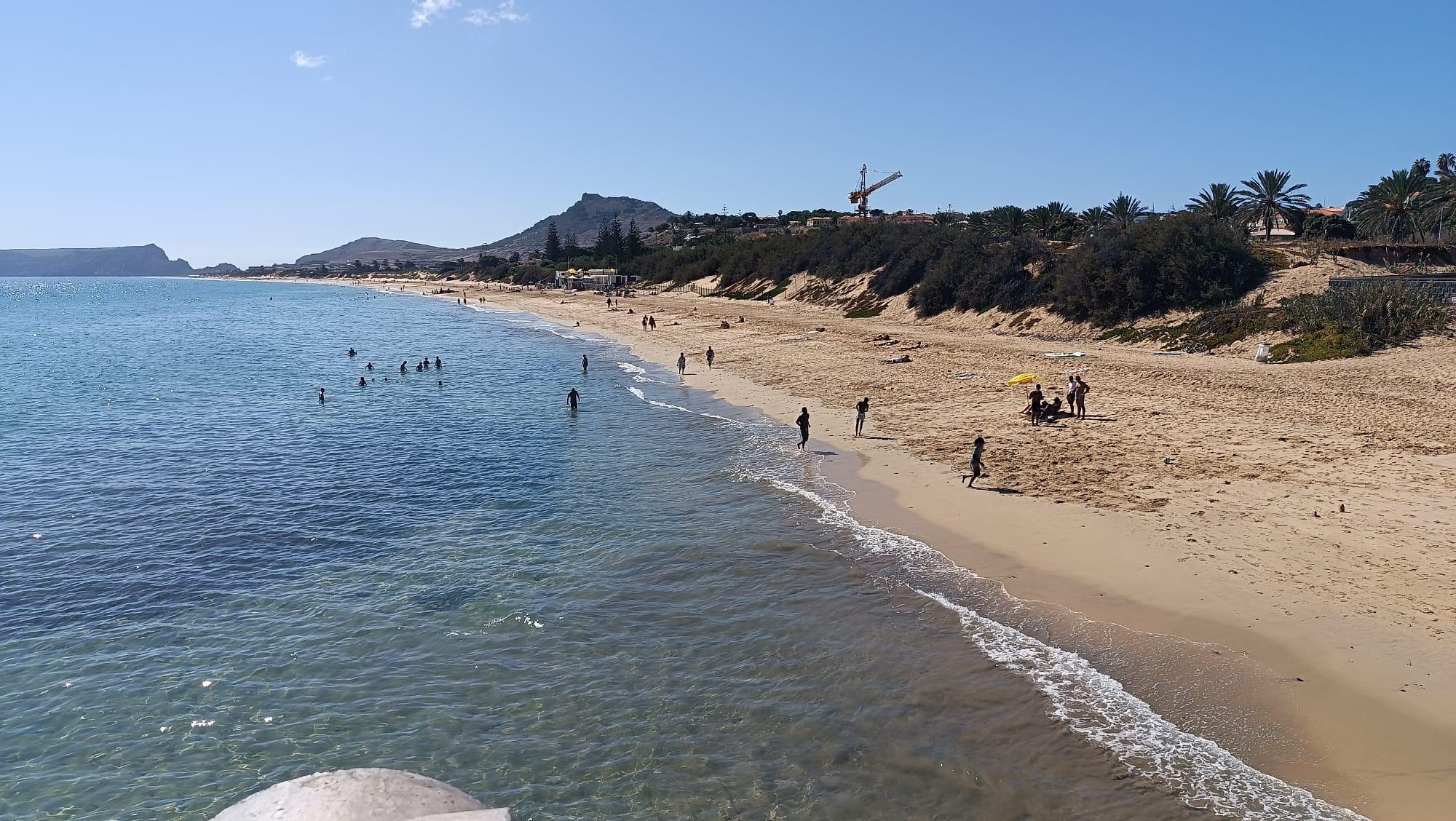 Dia de eleições e de praia no Porto Santo (com fotos)