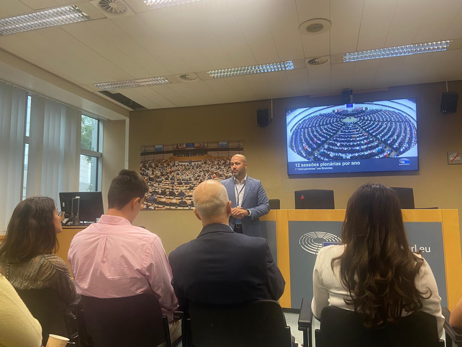 Desinformação leva jovens a Bruxelas (com fotos)