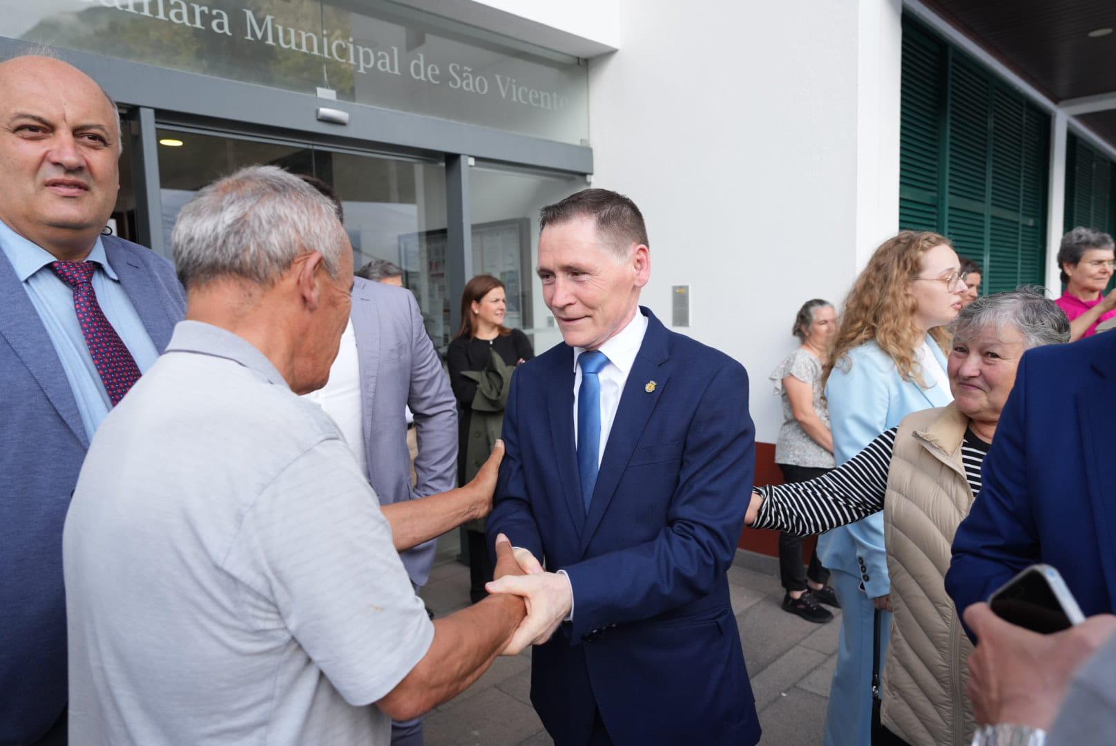 São Vicente: Cerimónia atrasada para acompanhar chegada de André Ventura