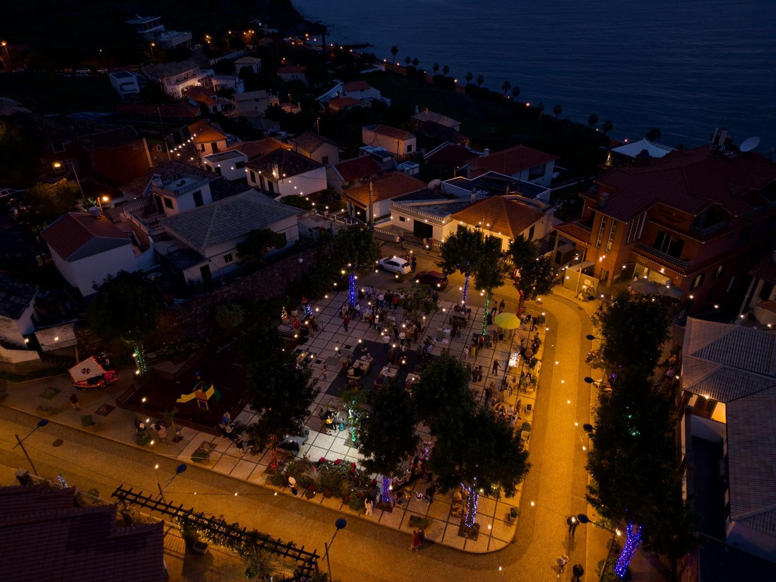 Está ser a 5.ª edição de um Mercadinho organizado por residentes.