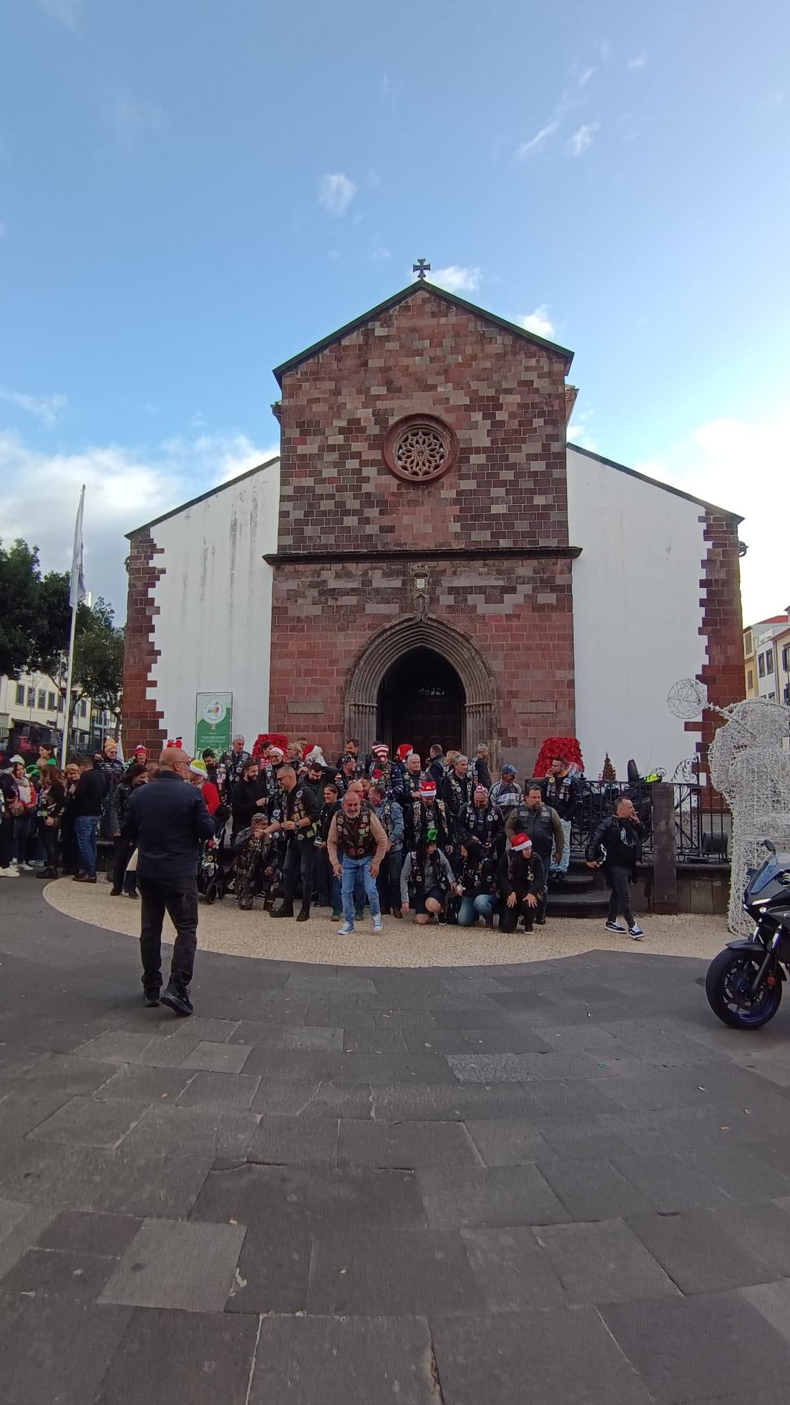 Motores fazem-se ouvir na Missa do Parto na Sé do Funchal (com vídeo e fotos)