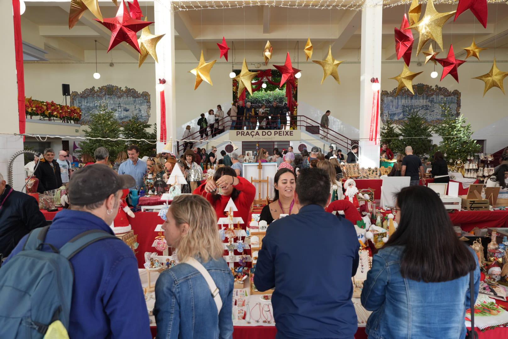 Último ‘Natal na Praça’ este domingo no Mercado dos Lavradores. Veja as imagens