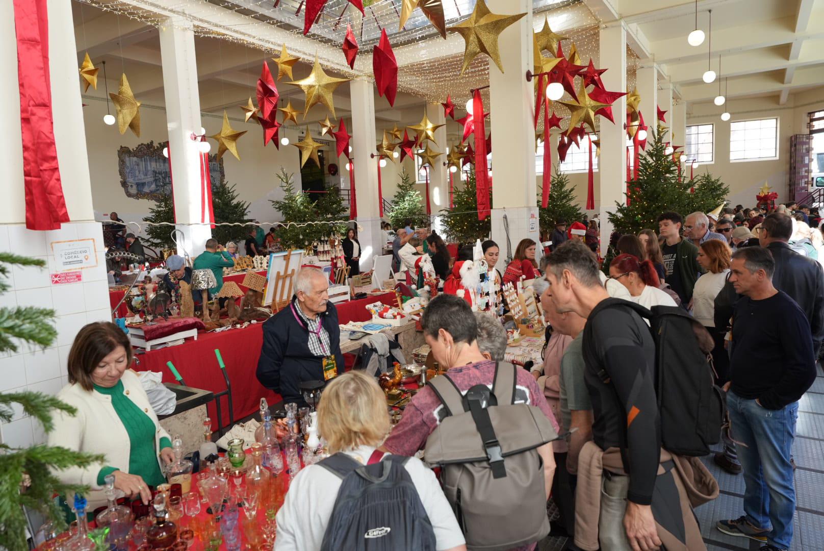 Último ‘Natal na Praça’ este domingo no Mercado dos Lavradores. Veja as imagens