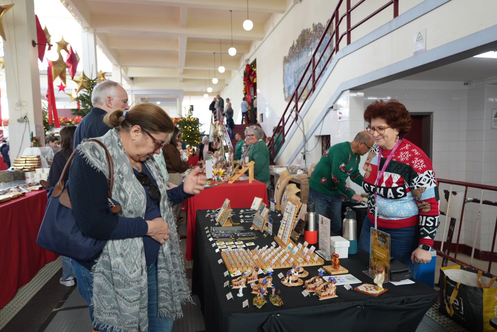Último ‘Natal na Praça’ este domingo no Mercado dos Lavradores. Veja as imagens