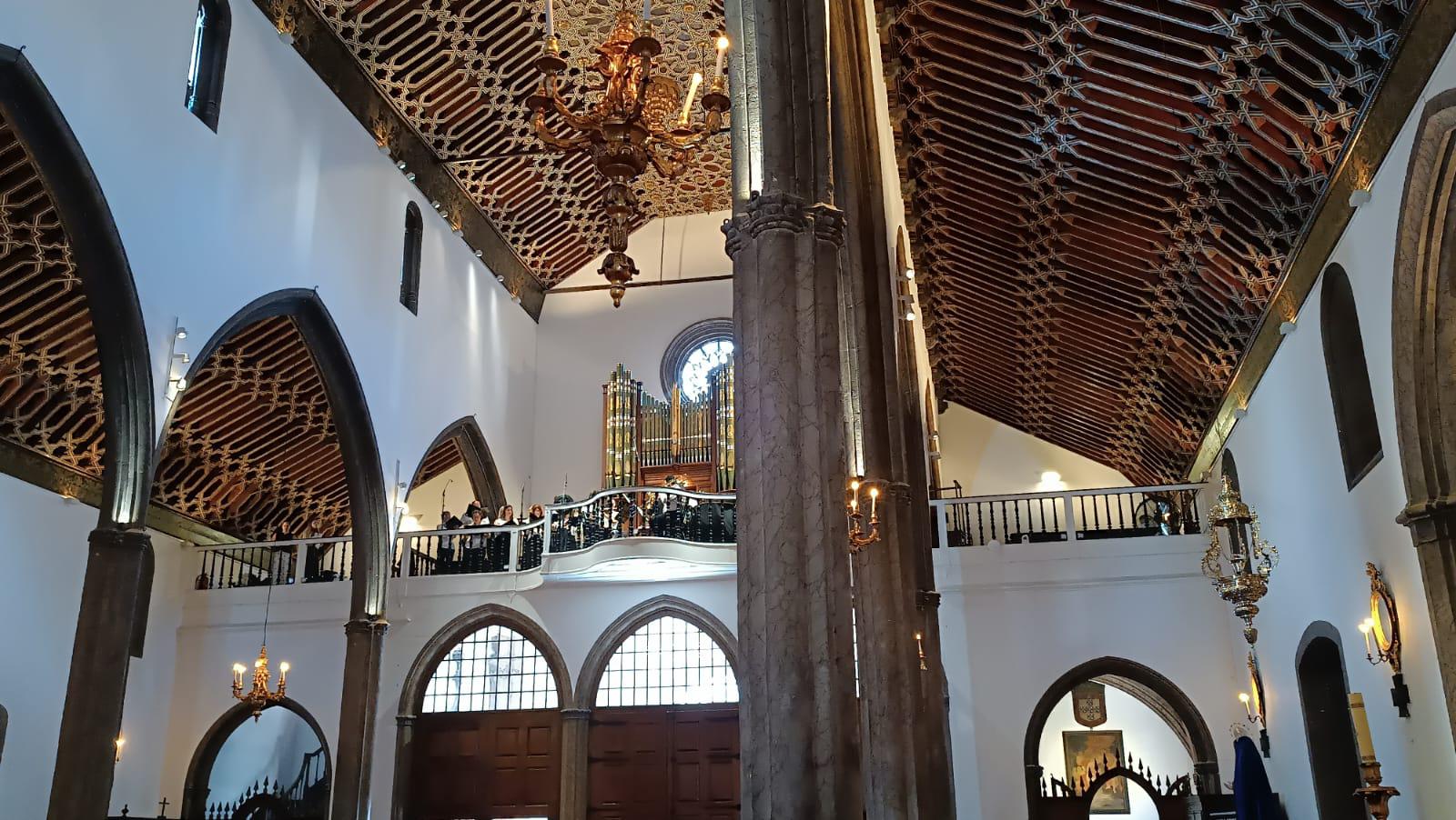 Sé repleta de fiéis na Missa da Ceia do Senhor