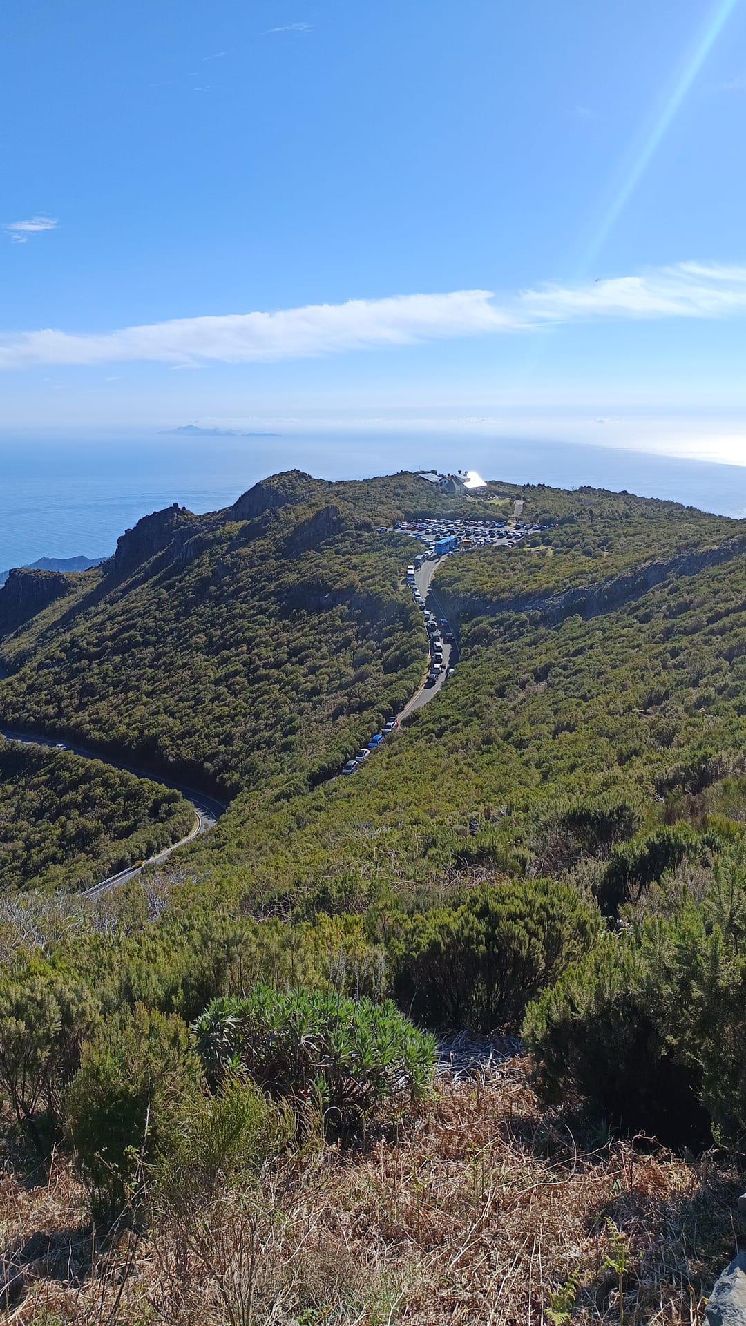 Achada do Teixeira volta a registar grande afluência esta manhã (com fotos)