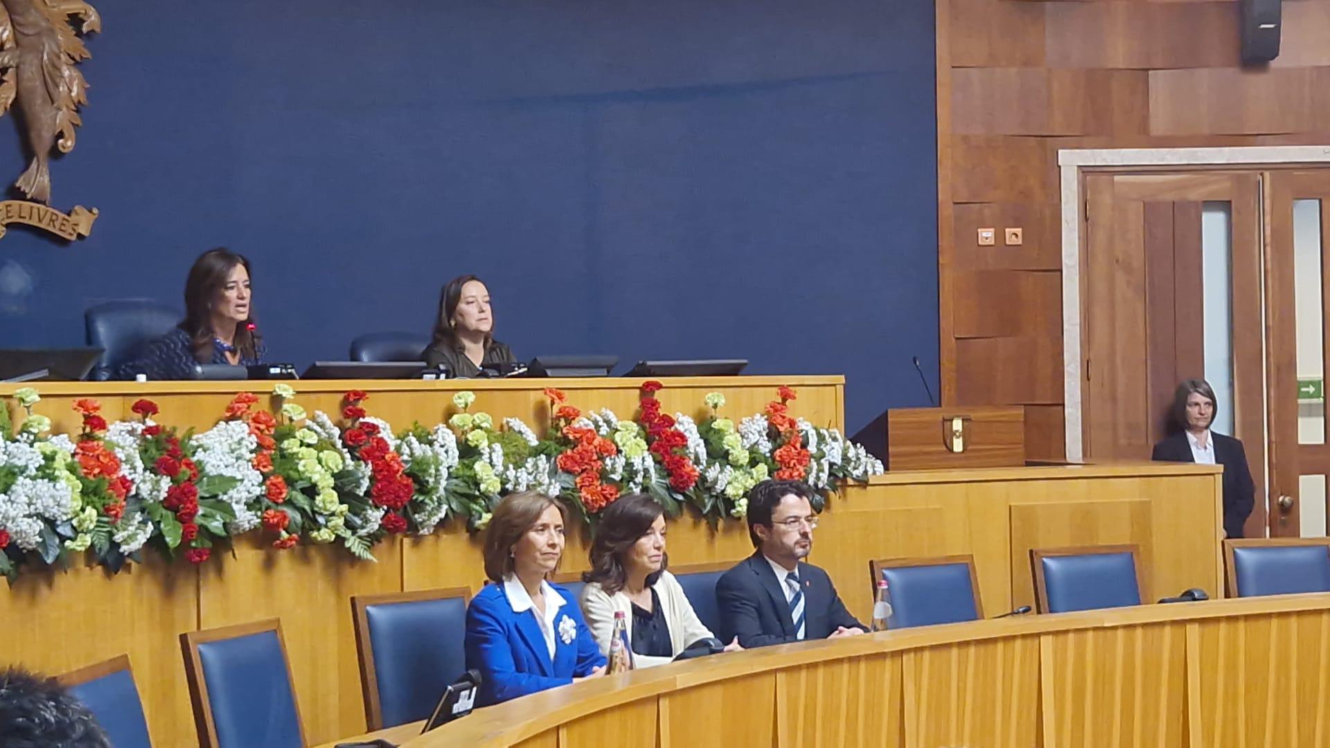 Sessão solene do 25 de Abril no hemiciclo madeirense