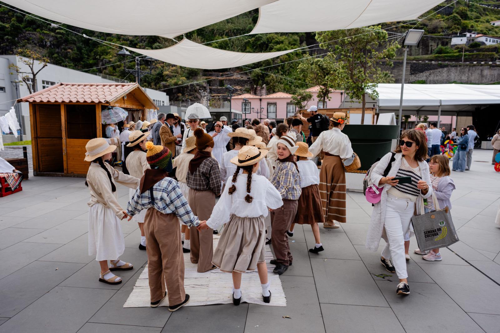Ribeira Brava voltou a viajar até ao tempo da cabotagem (com vídeo e fotos)