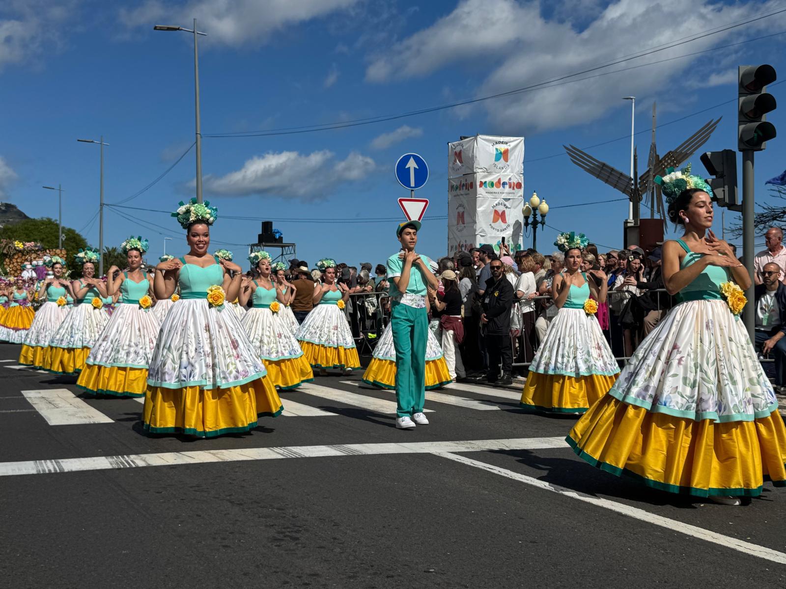 Festa da Flor: Sorrisos de Fantasia trouxeram Freedom (com fotos)