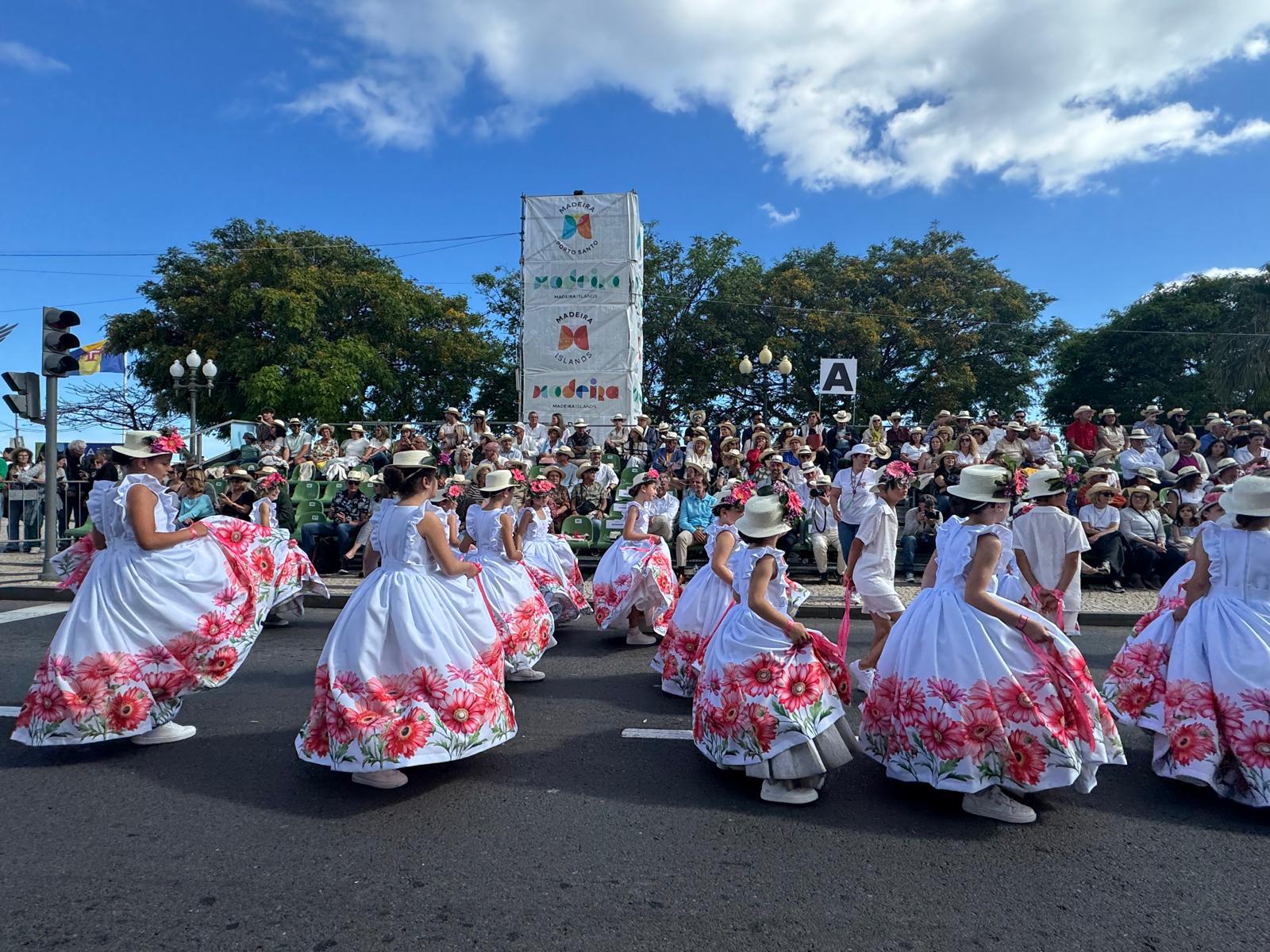 Festa da Flor: Tema “Autonomia em Flor” fecha desfile (com fotos)