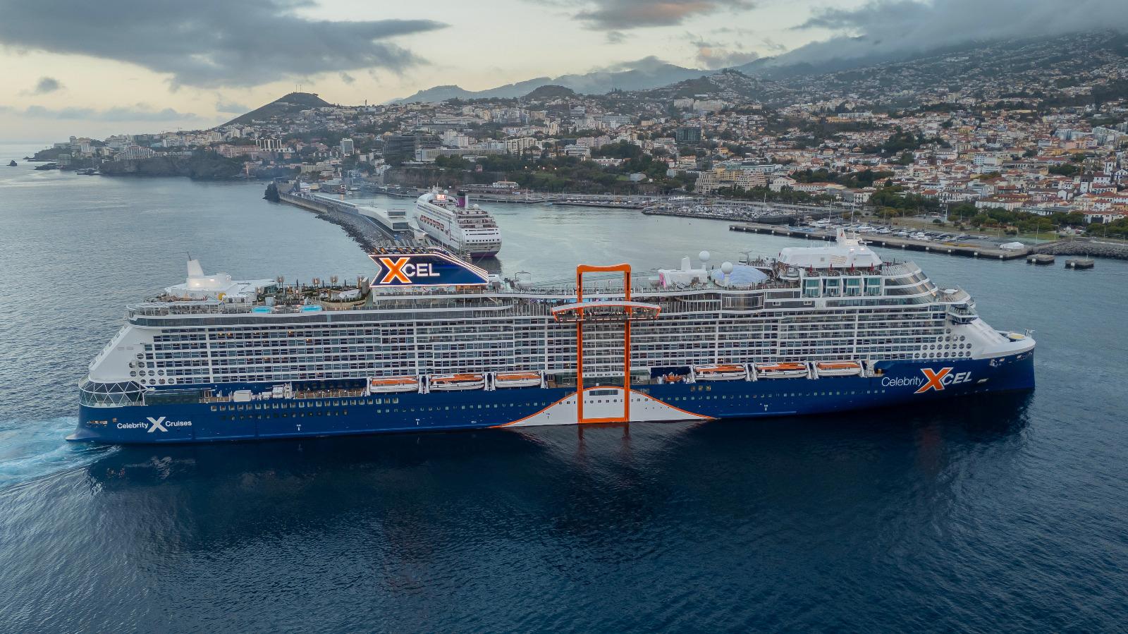 Funchal amanhece com dois navios aportados (com fotos)