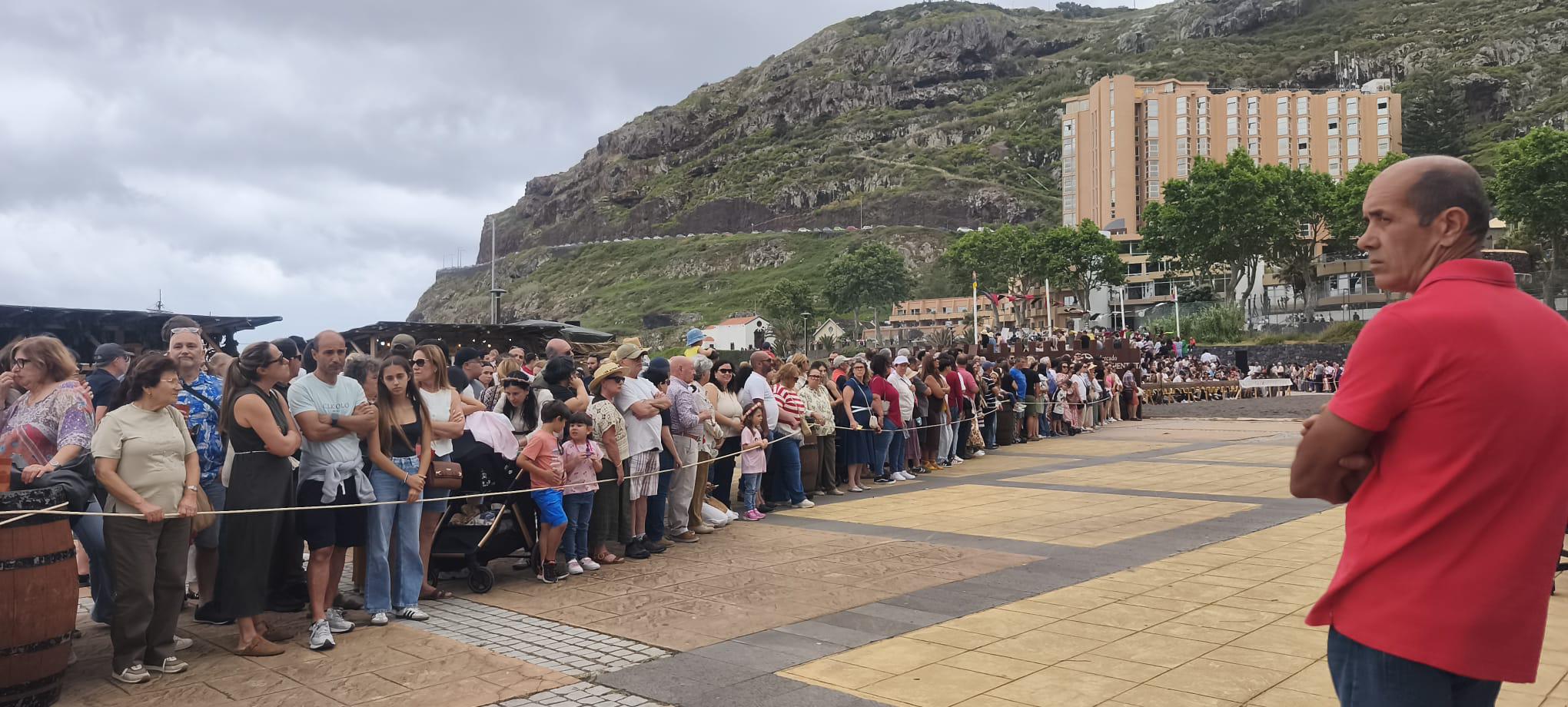 Milhares assistem ao desembarque no Mercado Quinhentista de Machico